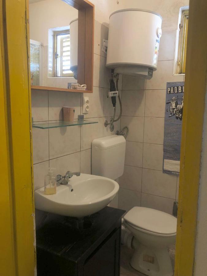 Double Room With Shared Bathroom Split Exteriér fotografie